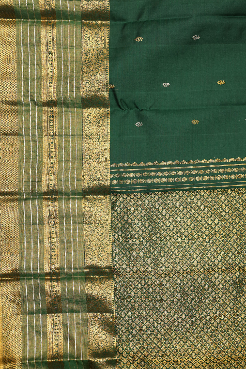 Bottle green pure kanchivaram silk saree